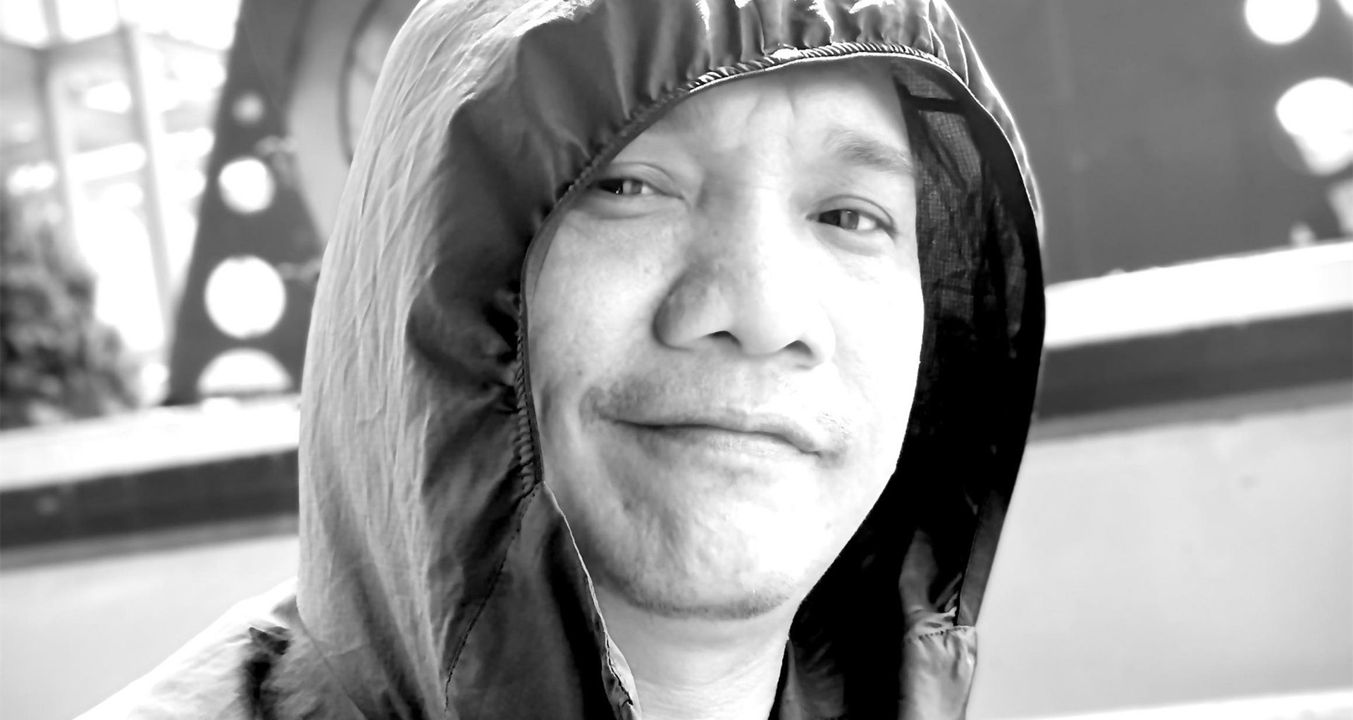 dao-dien-ba-vong-qua-doi-dot-ngot-o-tuoi-44-1942