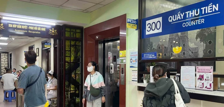 khu-xoa-bop-bam-huyet-phuc-hoi-suc-khoe-cua-benh-vien-y-hoc-co-truyen-tp-17665929855481148950452