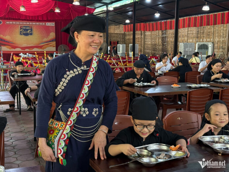 w-d49419c1384eb410ed5f-1-783