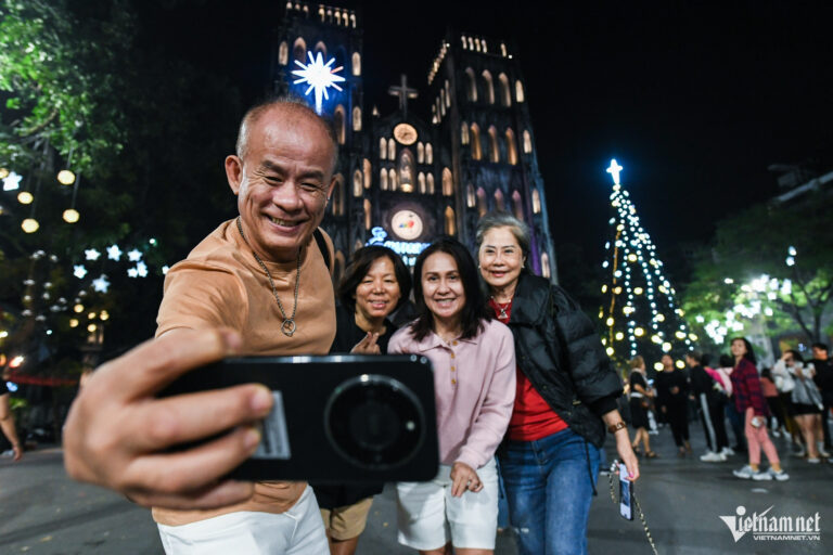 w-nha-tho-noel-giang-sinh-hanoi-19-1211-691